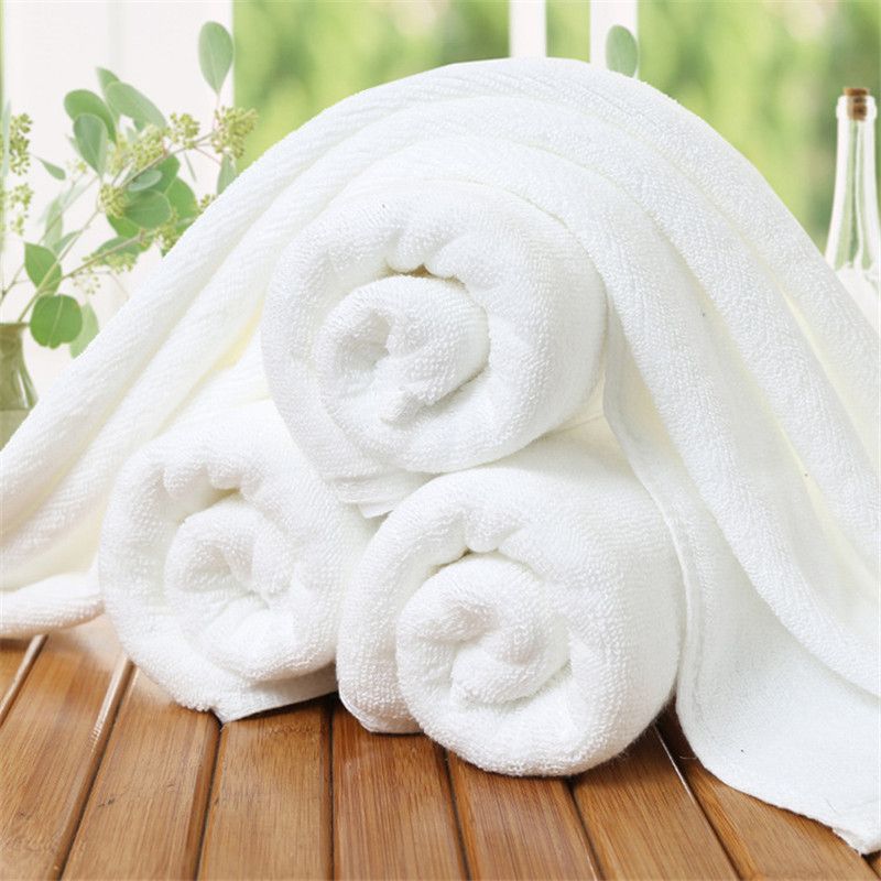 http://raviolinen.com/cdn/shop/collections/Bath_towels_f0c39f8a-5feb-4334-8914-b18b0ee92fb6.jpg?v=1656797920